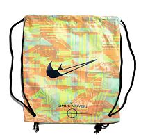    Nike /