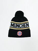 Шапка Bayern Munchen с помпоном черный