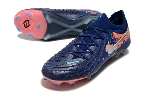  Nike Phantom GX II //  2